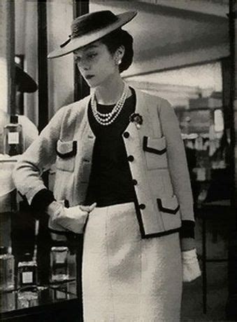 chanel suit 1950s|chanel famous suit.